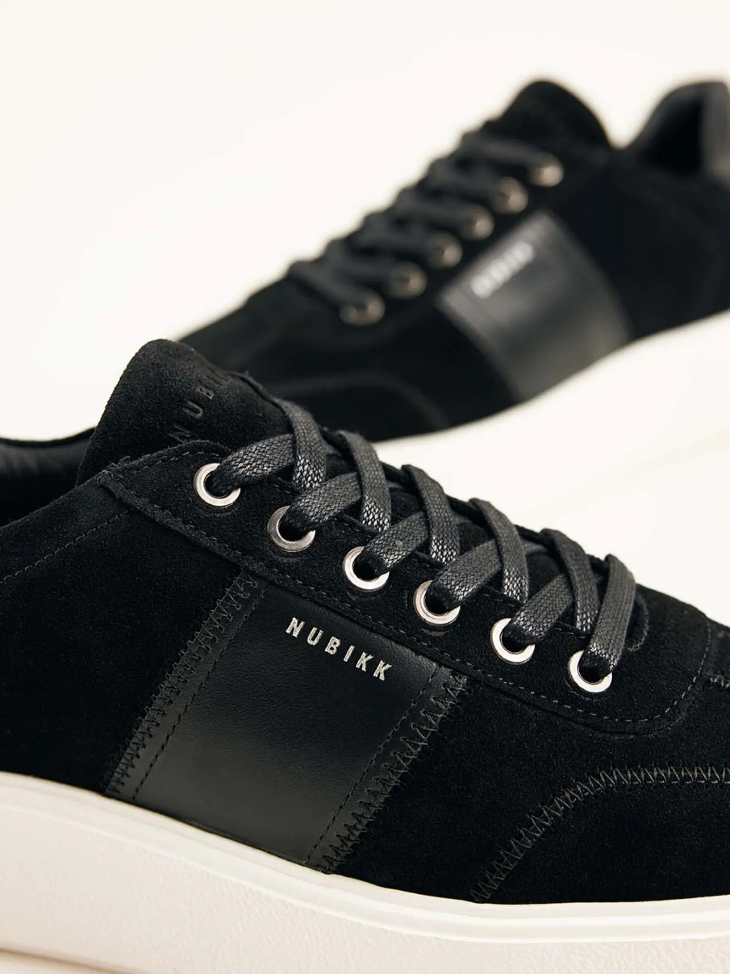 DAMES Nubikk Elise Wing Zwarte Sneakers Voor Dames