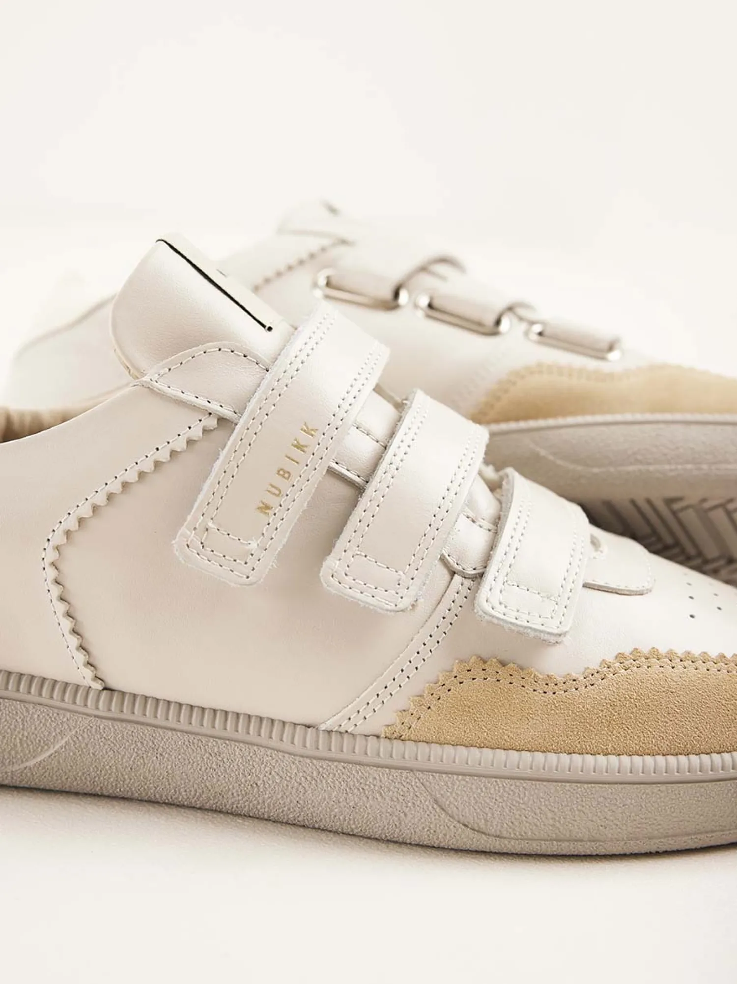 DAMES Nubikk Ray Straps Beige Sneakers Voor Dames