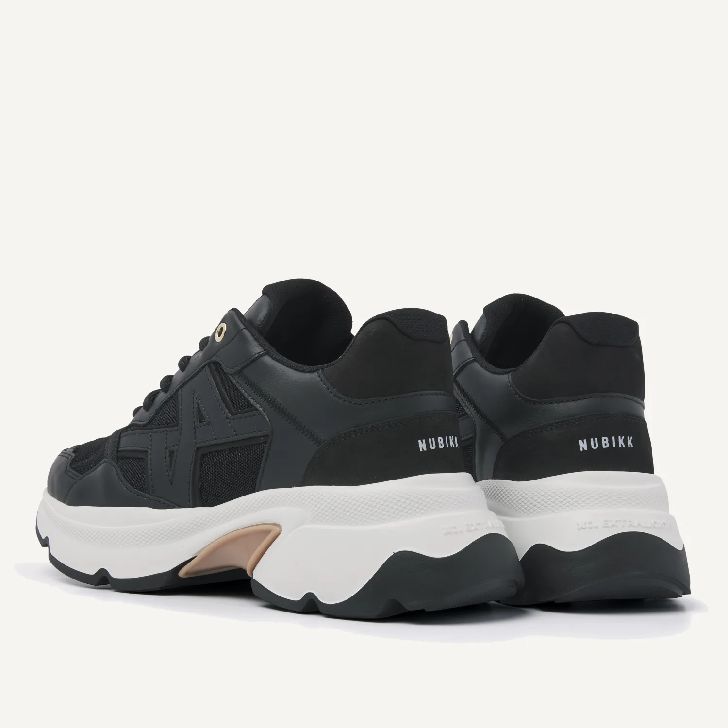 DAMES Nubikk Ross Trek Edge Zwarte Sneakers Voor Dames